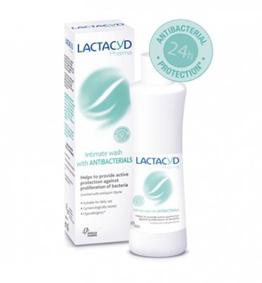 Lactacyd Pharma with Antibacterials 250ml
